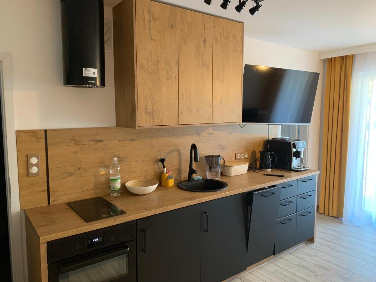 Livra Apartaments III Поберово Екстериор снимка